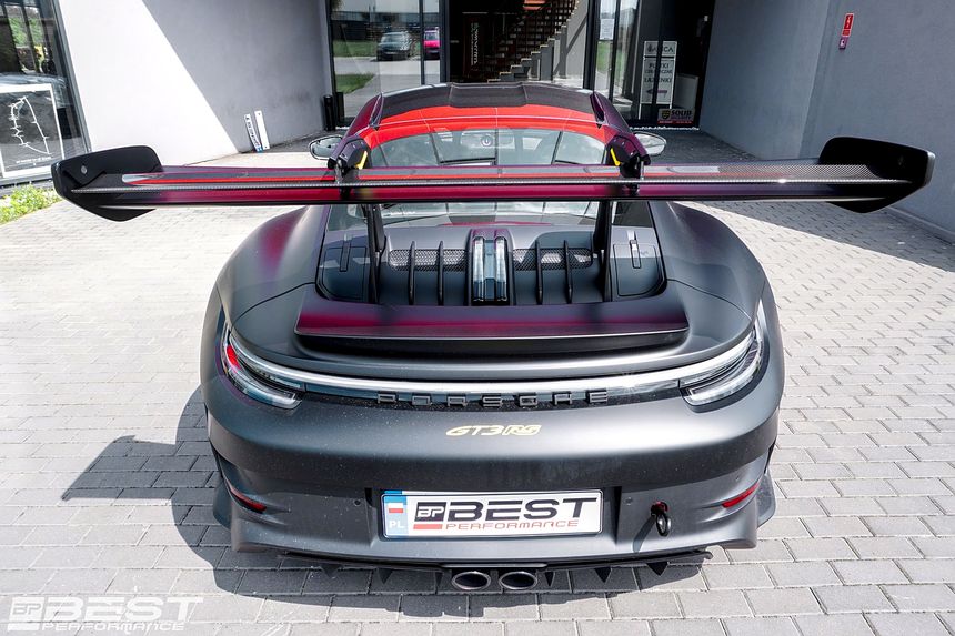 Porsche RS3 GT Weissach Edition